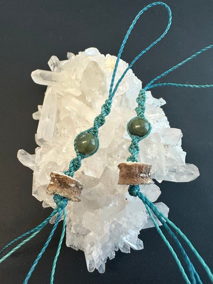 縄文×アイヌのお守り　アオトラ石・イケマ